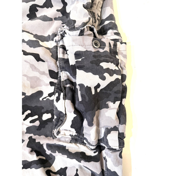 Levi's Cargo Pants Mens 38x32 Gray Camouflage Utility Multi Pocket Gorpcore - Picture 3 of 8